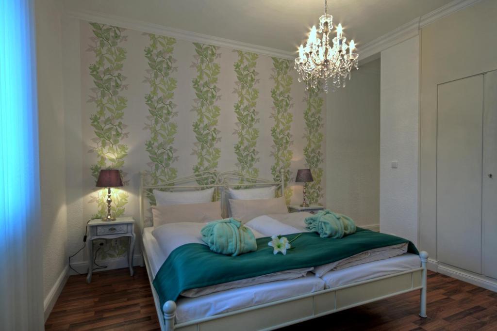 Hotel Zum Goldenen Stern Prüm Екстериор снимка