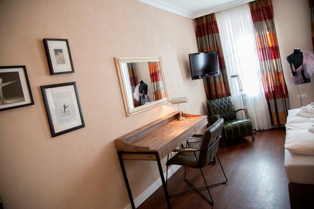 Hotel Zum Goldenen Stern Prüm Екстериор снимка